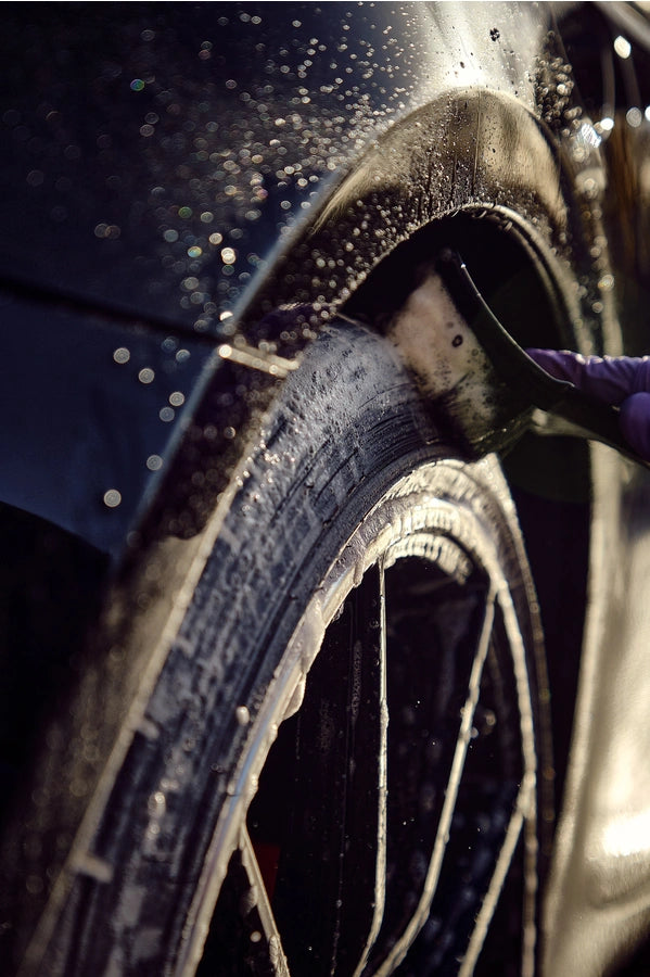 Yum Tyre Brush